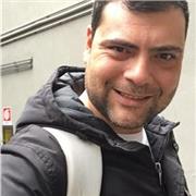 Laureato in Economia Aziendale presso Bocconi effettua lezioni di Economia e Matematica